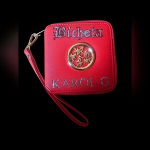 Karol G wallet